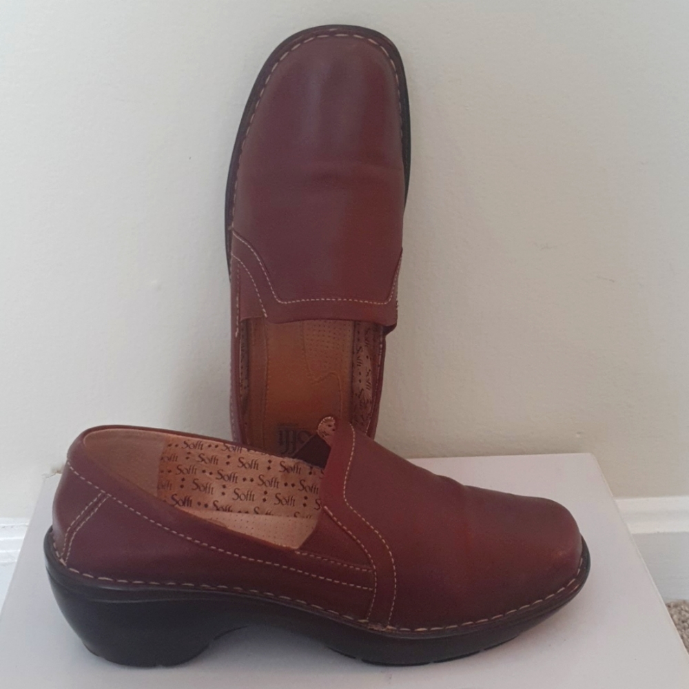 Sofft Brown LeatherToe Slip On Low Heel Loafer Shoes